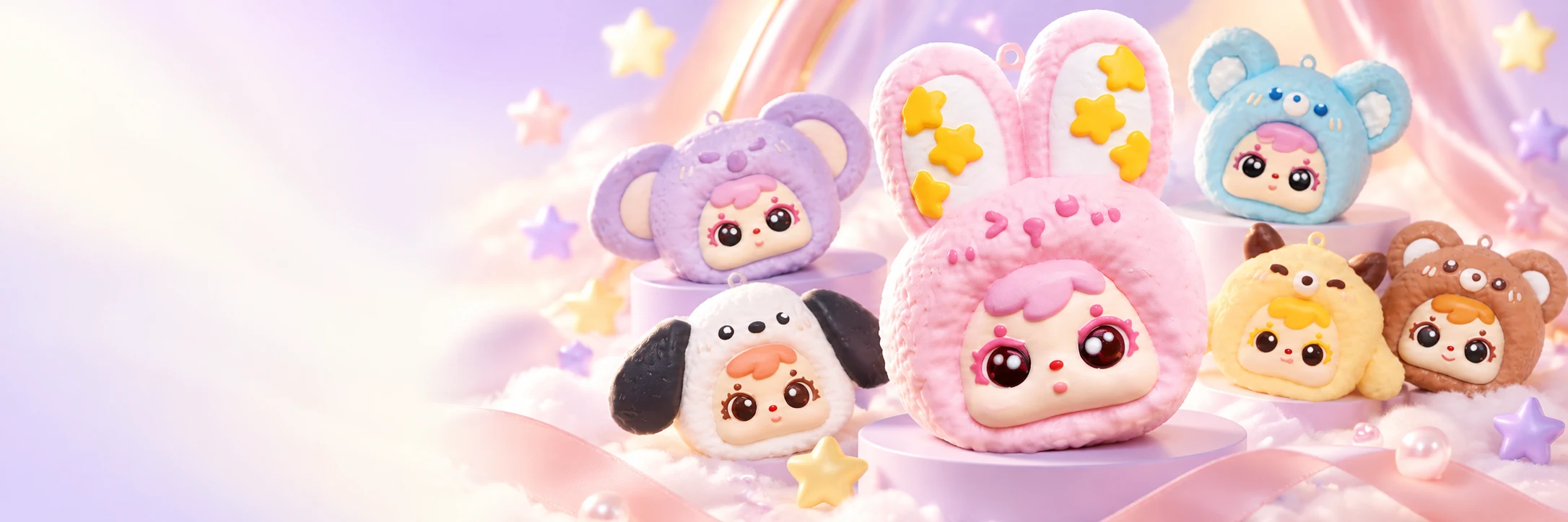 ピンクのうさぎなど、動物のきぐるみを着たサミュエルスクイーズ